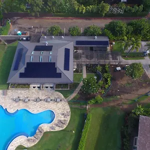 Aparthotel 9b Ekahi Village-studio Bath, Garden View - 1 Minute Stroll To Beach!